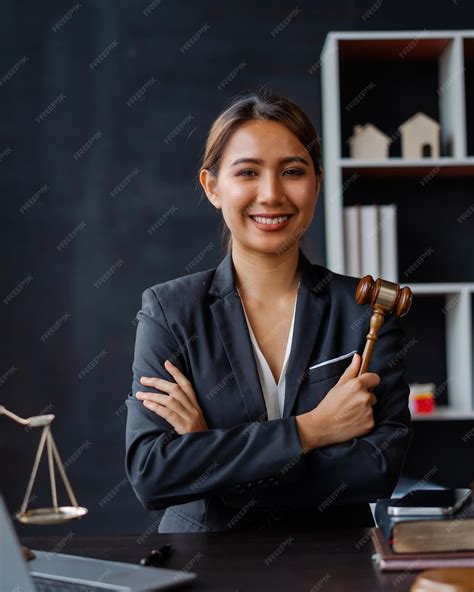 Lawyer .